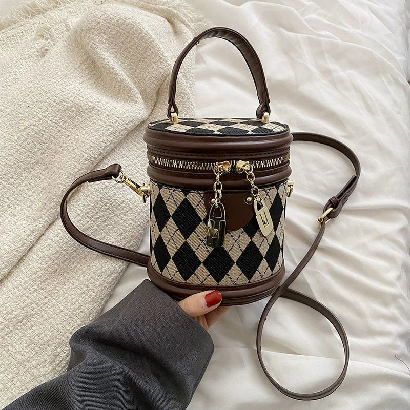 Plaid Bucket Shoulder Bag 